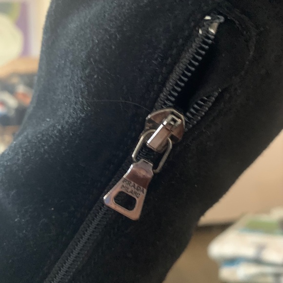 Gorgeous Prada boots - Picture 6 of 11